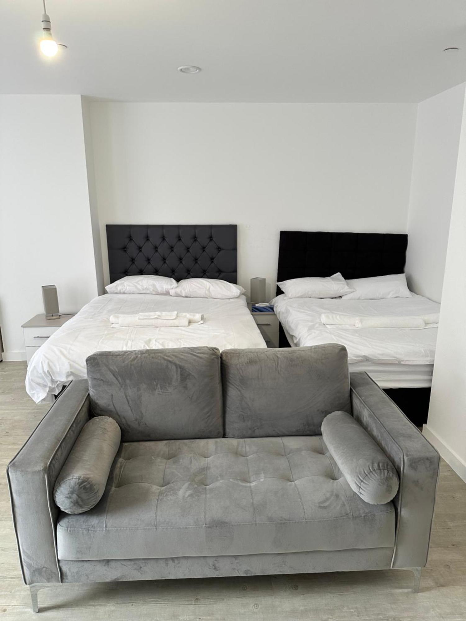 Manchester Old Trafford Studio Apartment Экстерьер фото